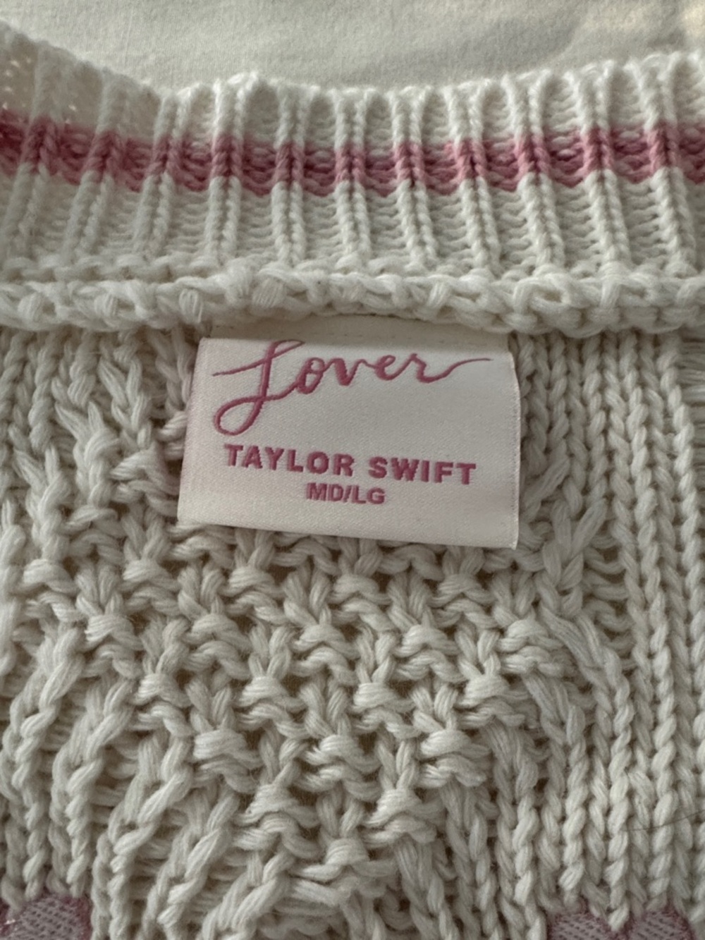 Taylor Swift Lover Cardigan - Picture 2 of 4